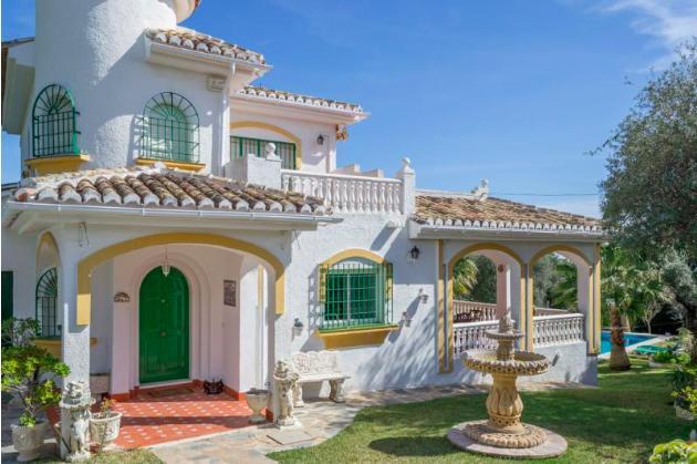 Villa Dolce Vita بينالماذينا الغرفة الصورة
